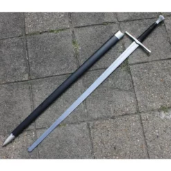 Urs Velunt Cluny Anderhalfhander -Medieval swords Sales cluny anderhalfhander 2