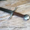 Deepeeka Engelse Eenhander, 13de Eeuw 2 Deepeeka Engelse Eenhander, 13de Eeuw -Medieval swords Sales engelse eenhander 13de eeuw